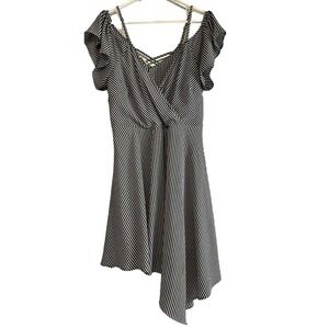 Maurices Striped Dress‎ Women's Large Cold Shoulder Asymmetric Hem Libed
